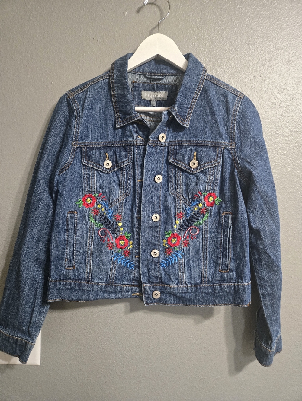 Bagatelle Blue Denim Jacket with Floral Embroidery 100% Cotton Size Medium